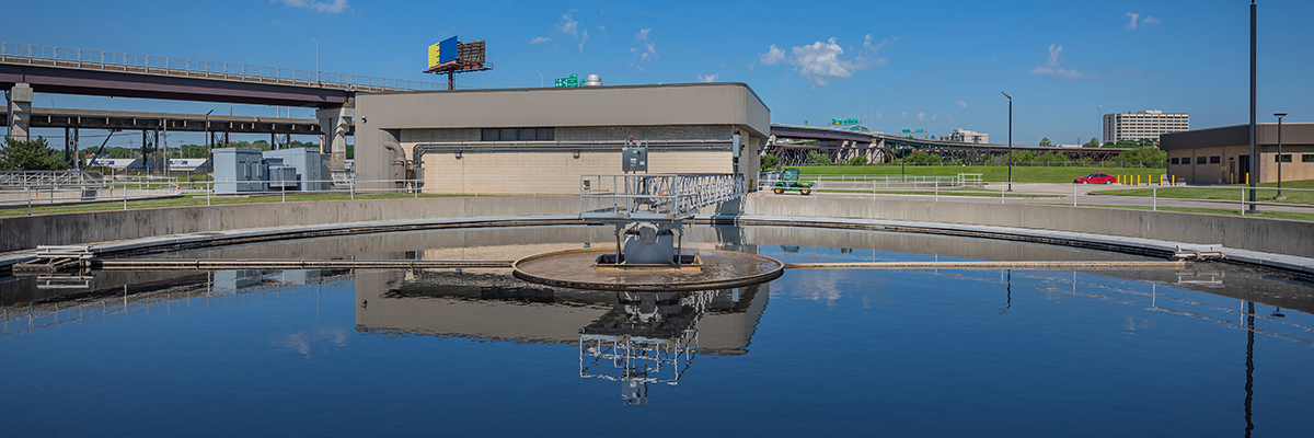 Photograph of the Kaw Point wastewater treatment plant in Kansas City, Kansas